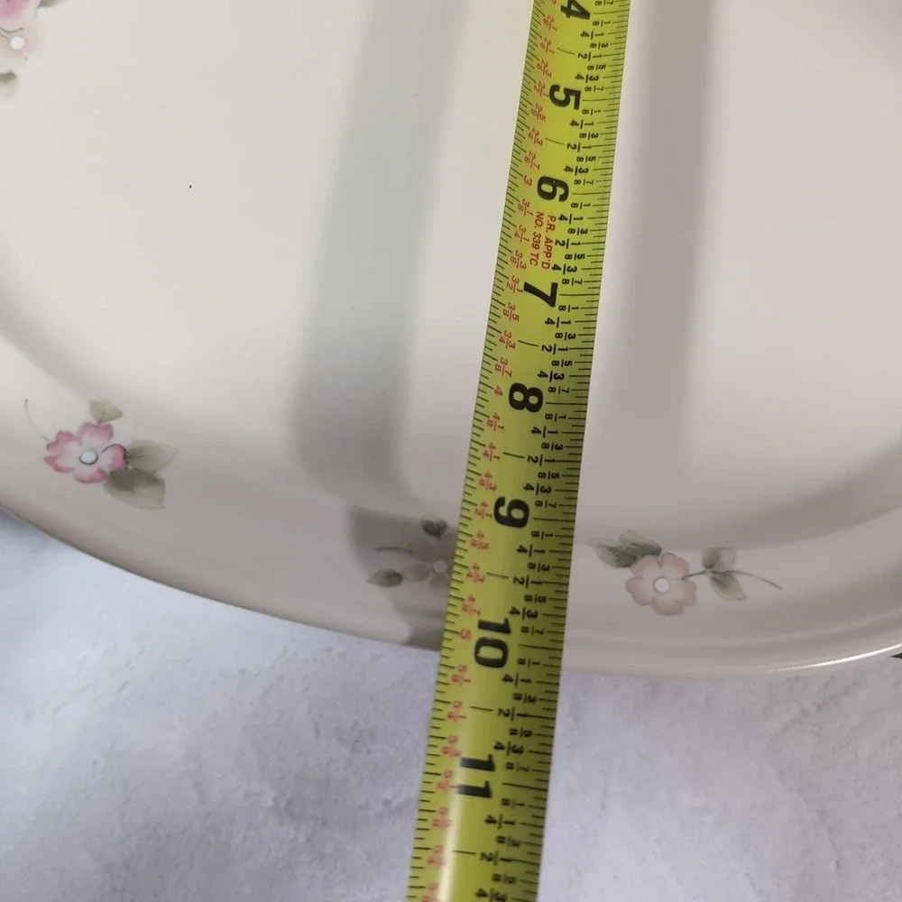 VTG‎ Pfaltzgraff Tea Rose Large 14.75